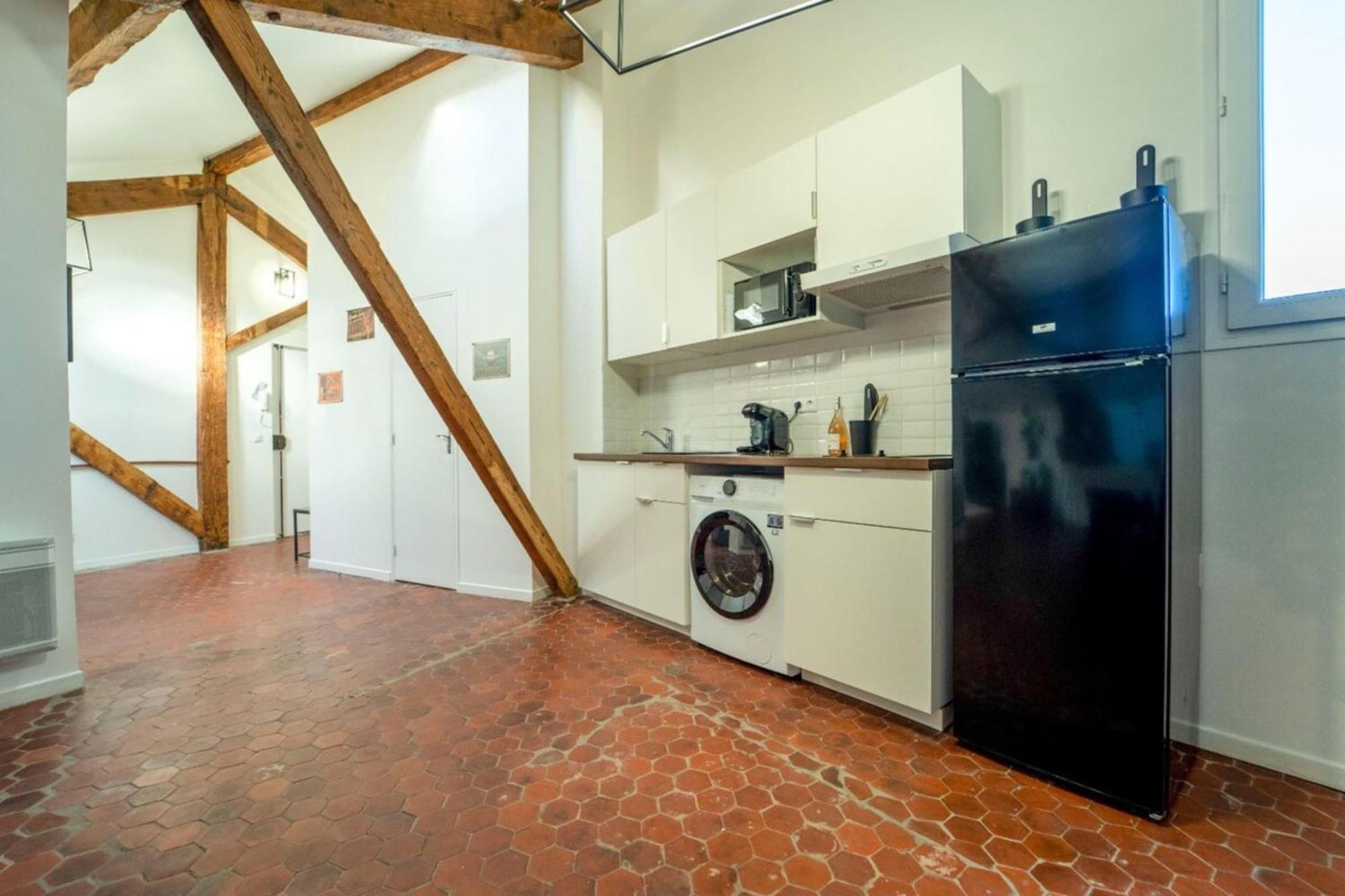 Authentique Studio Hypercentre - Clim - Wifi Apartment Ним Екстериор снимка